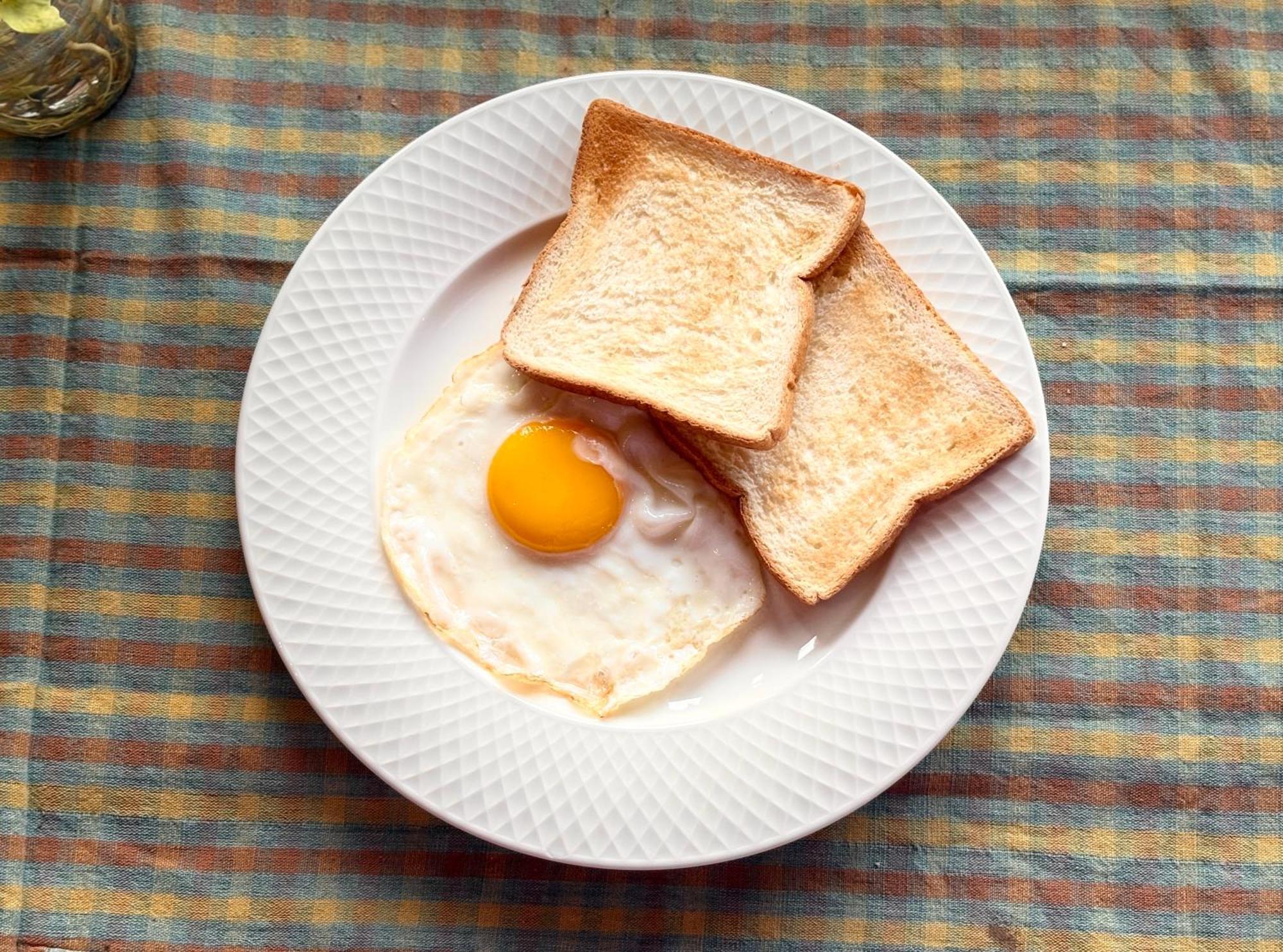 Via Thakhek Hostel & Cafe מראה חיצוני תמונה